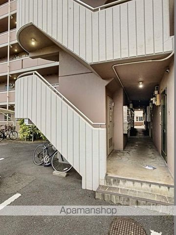 アルフィーネ今Dの玄関写真