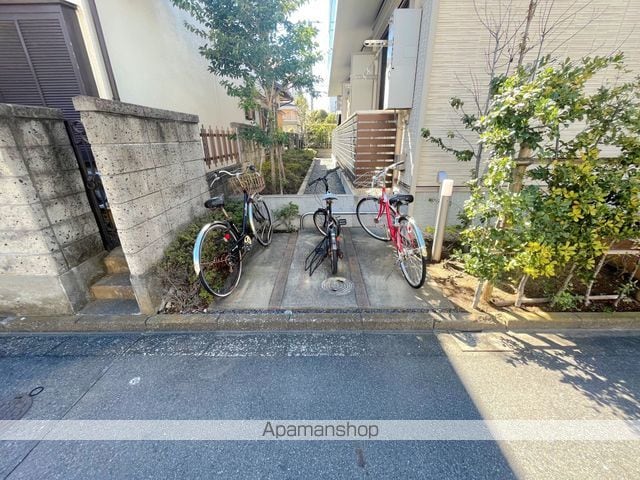 ユニ・シャトゥの外観写真