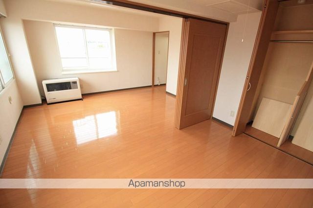 ノースパレス福住壱番館の内装写真
