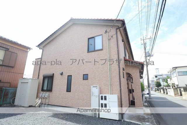 六軒町テラスハウスの外観写真