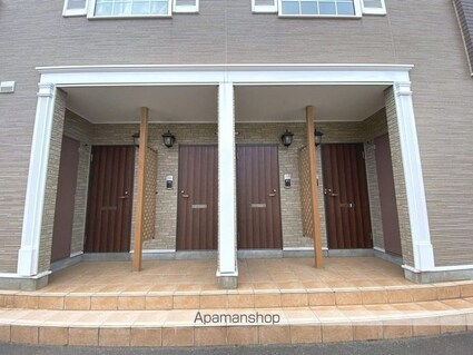 プランドール[2LDK/62.54m2]のエントランス1