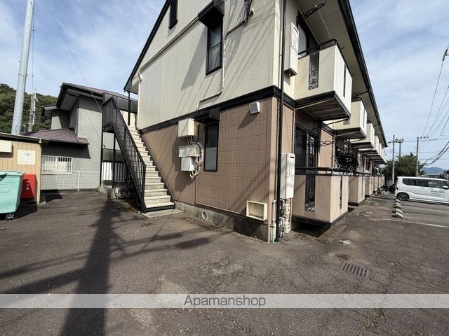 プレミール秋の玄関写真