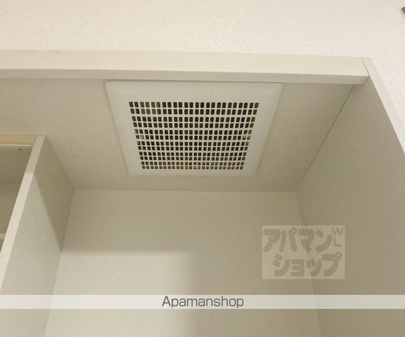 ヴェルビュ二条城東の内装写真