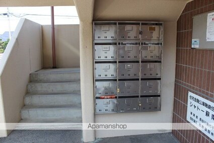 シャトー蘇南[3LDK/60.5m2]のエントランス