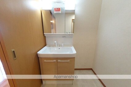 Ｒａｆｆｉｎｅ[2LDK/72.8m2]の洗面所