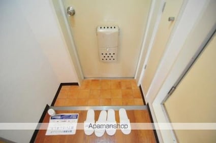 東京都中野区本町３丁目[1R/14.17m2]の玄関