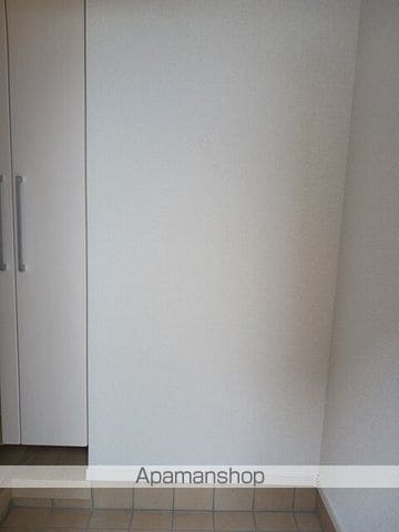 オリーブの内装写真
