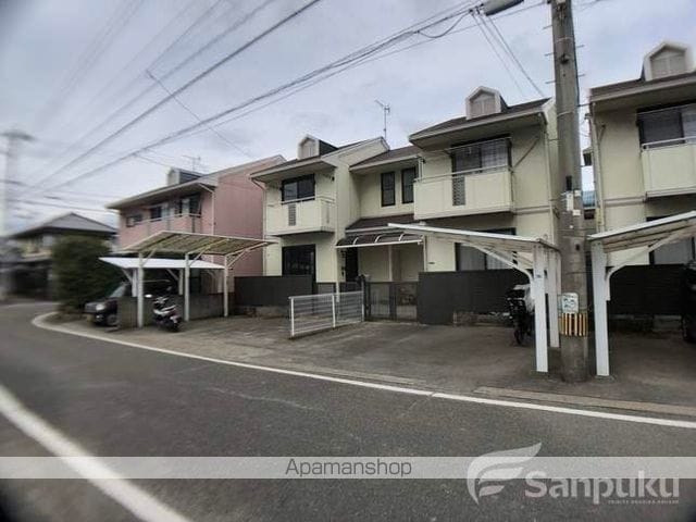 ファミール姫原B棟の外観写真