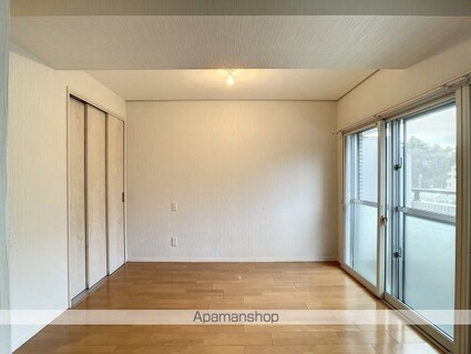 ヴィップ新宿御苑[1R/26m2]のリビング・居間3