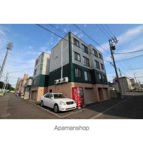 ローヤルハイツ水車町の外観写真