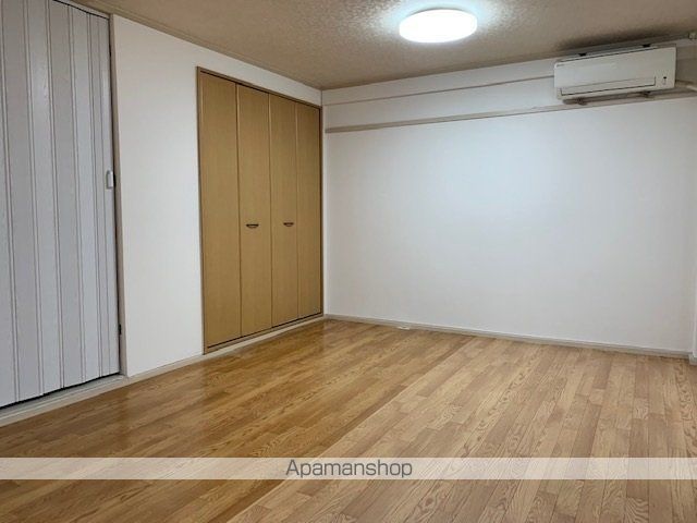 上原ビルの内装写真