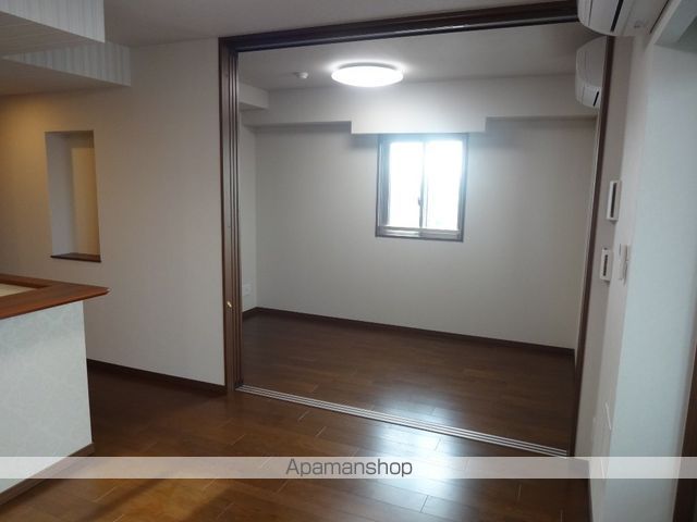プレミアム菱屋西の内装写真