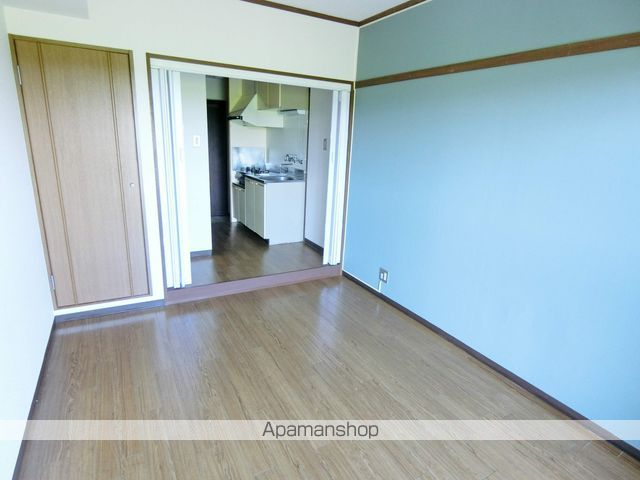 ラークヒルズ三山木の内装写真