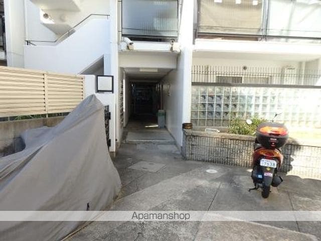 キューブ武庫川1の玄関写真