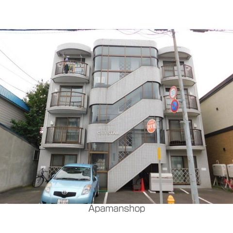 クリスタルの外観写真