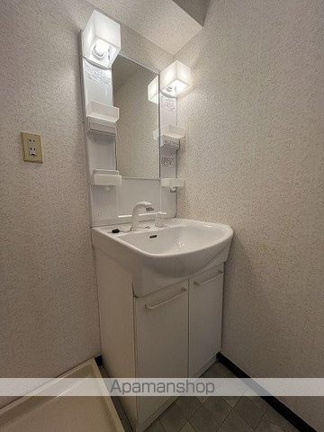 メゾン・セルベイルの内装写真