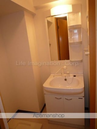 ロイヤルガーデン弐番館[1DK/31m2]の洗面所