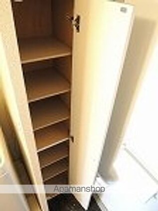 レオパレスエクセル元山　Ⅲ[1K/22.35m2]の玄関