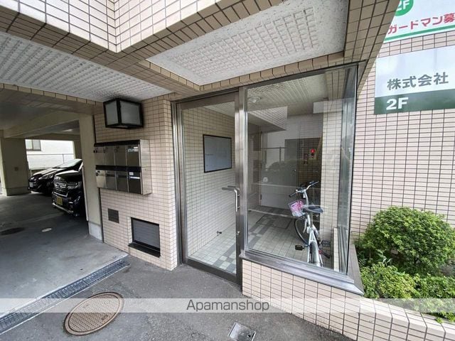 カサハラビル湘南台の玄関写真