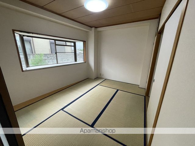 レジデンスタカラの内装写真