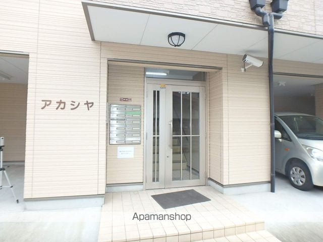 アカシヤの玄関写真