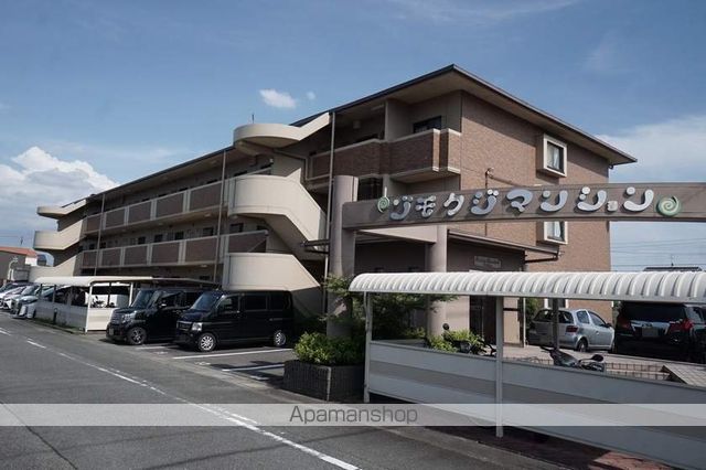 甚目寺マンションの外観写真
