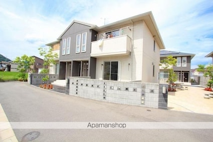 セジュールコートＡ・Ｂ[2LDK/52.99m2]の外観3