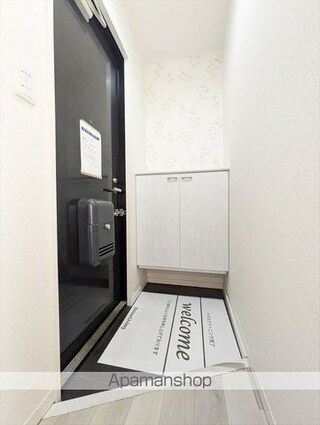 ルレーブＫ　Ｂ棟[2LDK/57.93m2]の玄関