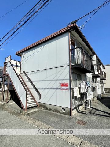 パールハイツの外観写真