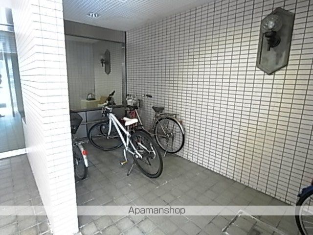 シュレスヘン南塚口の外観写真