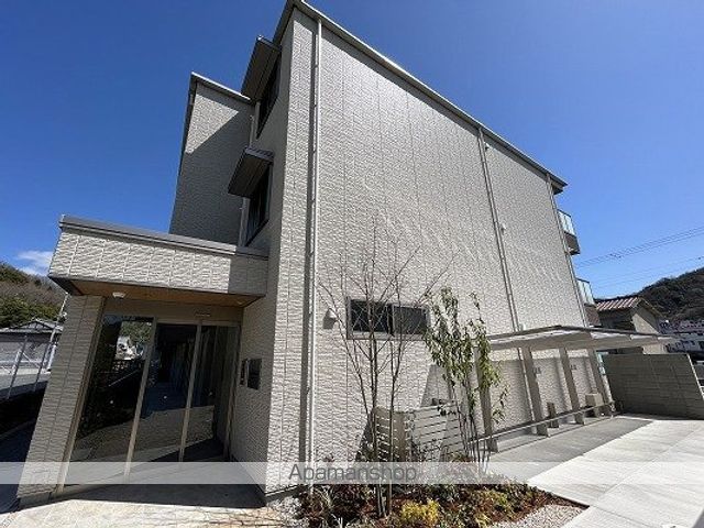 オカバ姫路青山シャーメゾン Bの玄関写真