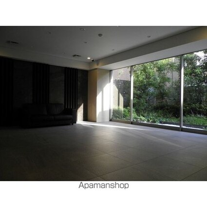 アプリーレ東中野[1LDK/31.52m2]の外観3