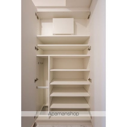 コンフォリア・リヴ豊洲キャナル[3LDK/71.57m2]の内装