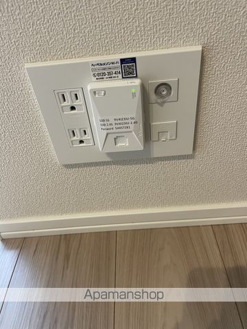 クレスコート岸町の内装写真
