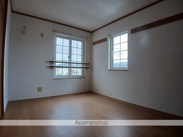 apartment 山形県東村山郡中山町大字長崎4270-5
長崎の賃貸情報を見る
物件地図