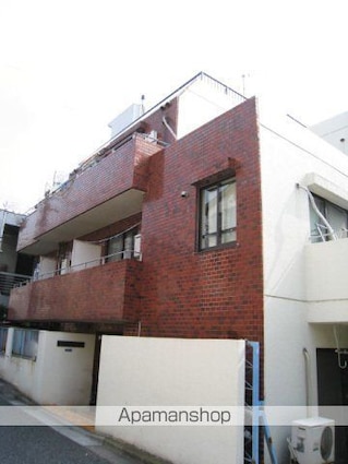 スカイコート新宿[1R/14.78m2]の外観1