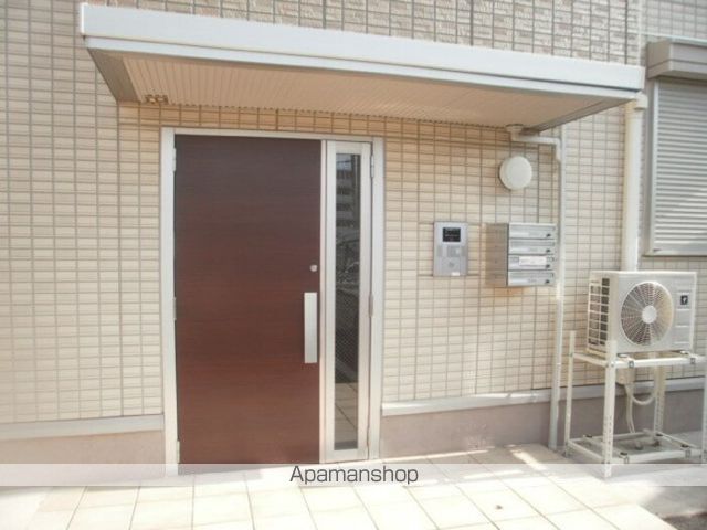 コンフォート中之島の玄関写真