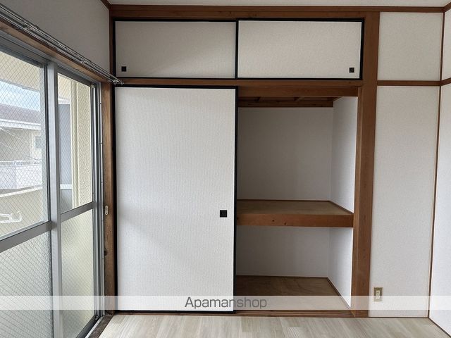 コスモハイツ高須の内装写真