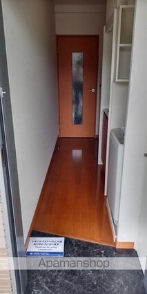 レオパレスポムール[1K/22.35m2]の玄関