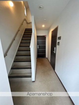 フィカーサ新高円寺[1LDK/30.21m2]の共用部3