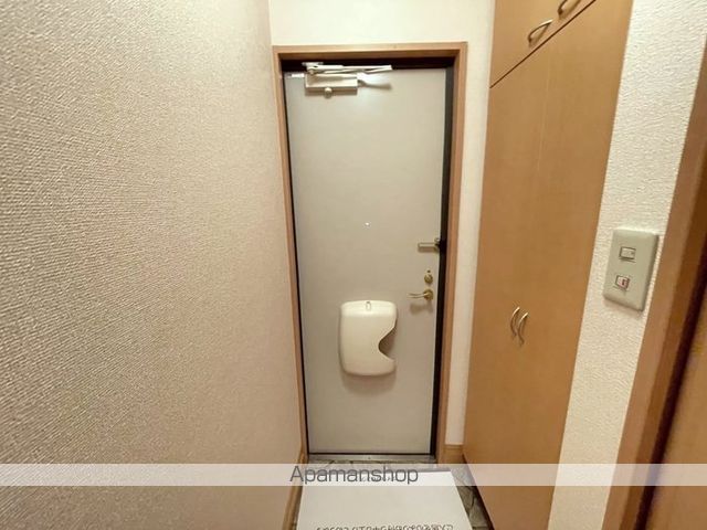 リビングタウン下石倉 Dの内装写真