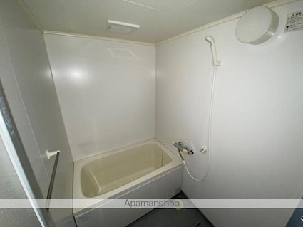 メゾンクラスター[2LDK/48m2]のバス