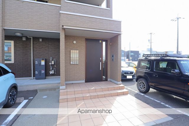 CHARITEの玄関写真