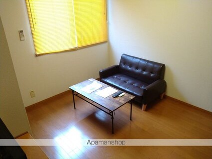 東京都世田谷区八幡山２丁目[1K/28.02m2]のリビング・居間