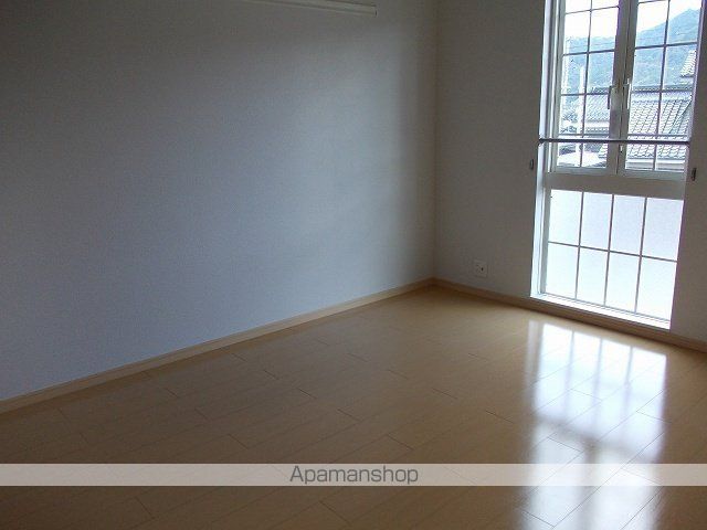 ラフィーネ不動上郷Aの内装写真