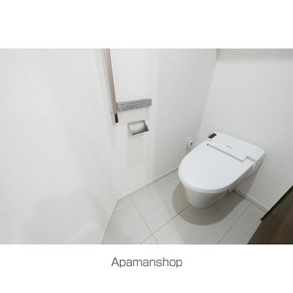 コンフォリア新宿イーストサイドタワー[1LDK/62.86m2]のトイレ