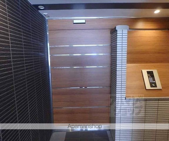 四番町マンションの玄関写真