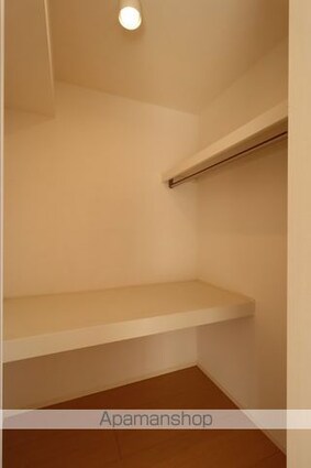 メナージュ[1LDK/44.17m2]の収納