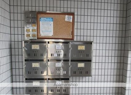 リッシュメゾン[3LDK/63.8m2]の共用部1