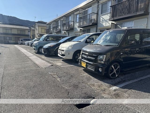 高知県高知市竹島町[2K/40m2]の駐車場2